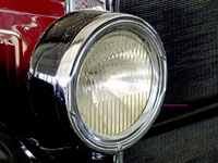 1927 Nash sedan headlight
